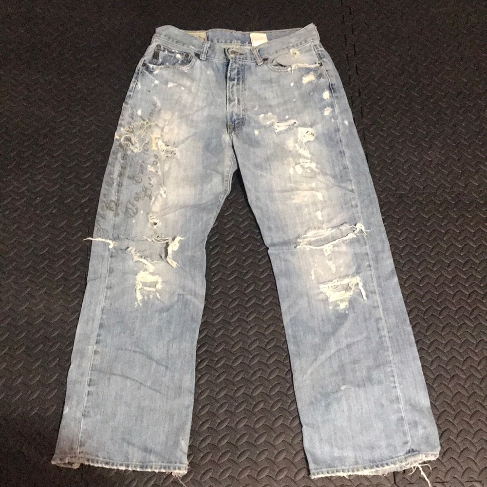 Abercrombie 32x30 distressed style jeans boot cut